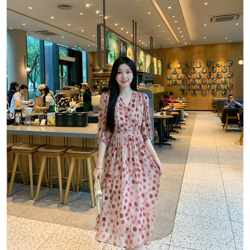 心动讯号 夏日V领高级感红色波点显白显瘦中长裙连衣裙LYQ299