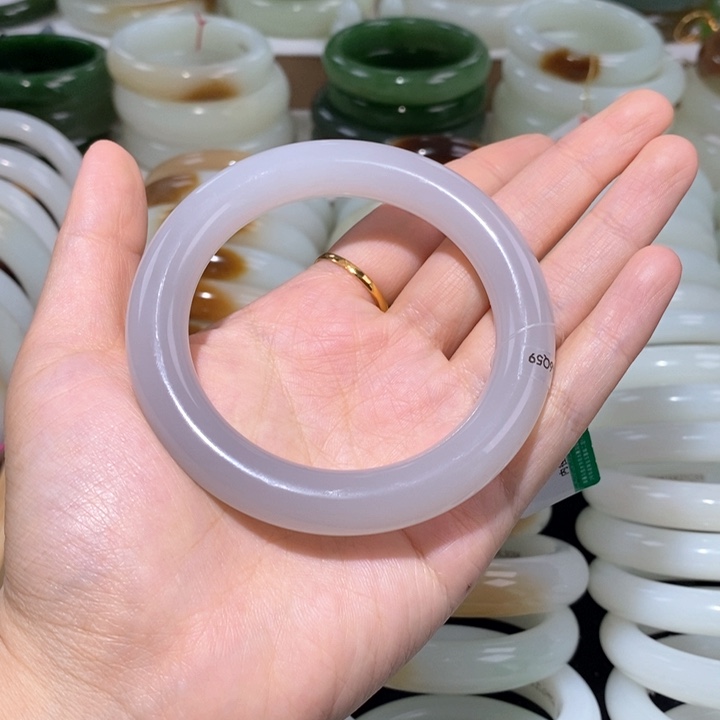 和田玉手镯未镶嵌冰烟紫58