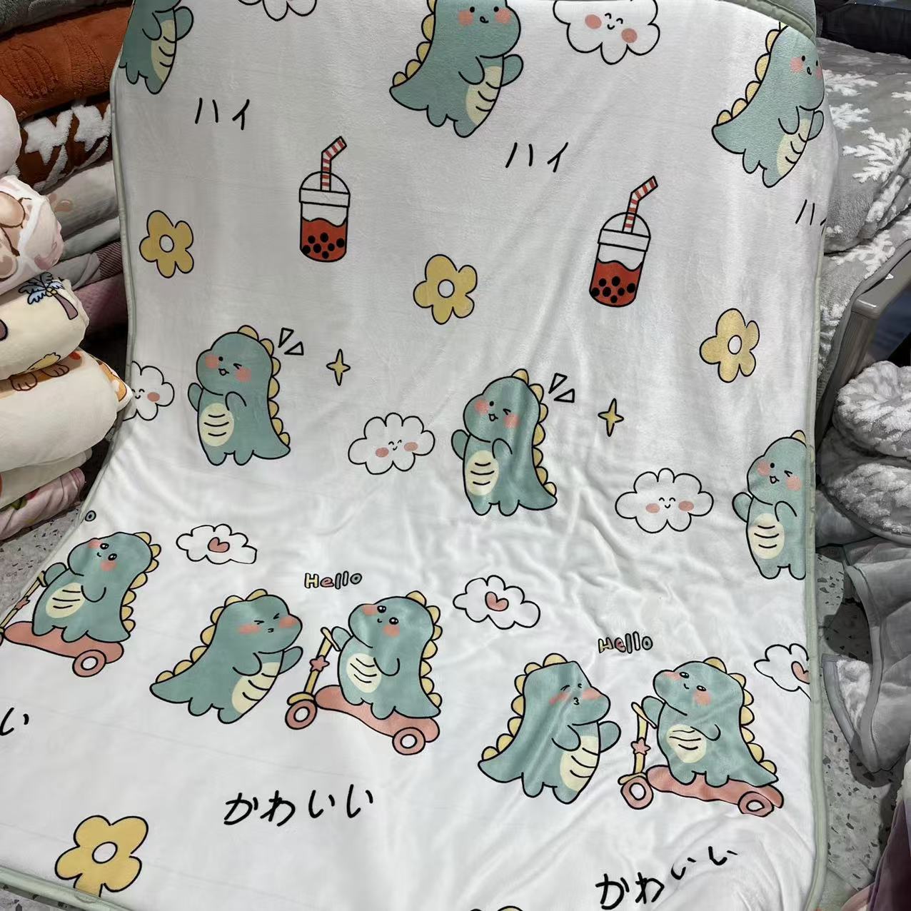 绿色小恐龙1.5*2.0被子印花多功能奶绒单人双面