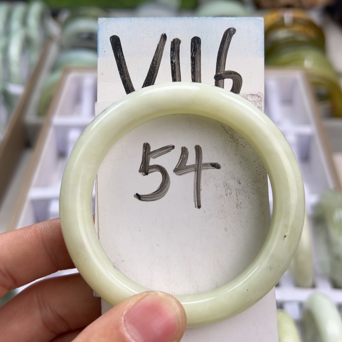 岫玉手镯未镶嵌天然岫玉微瑕