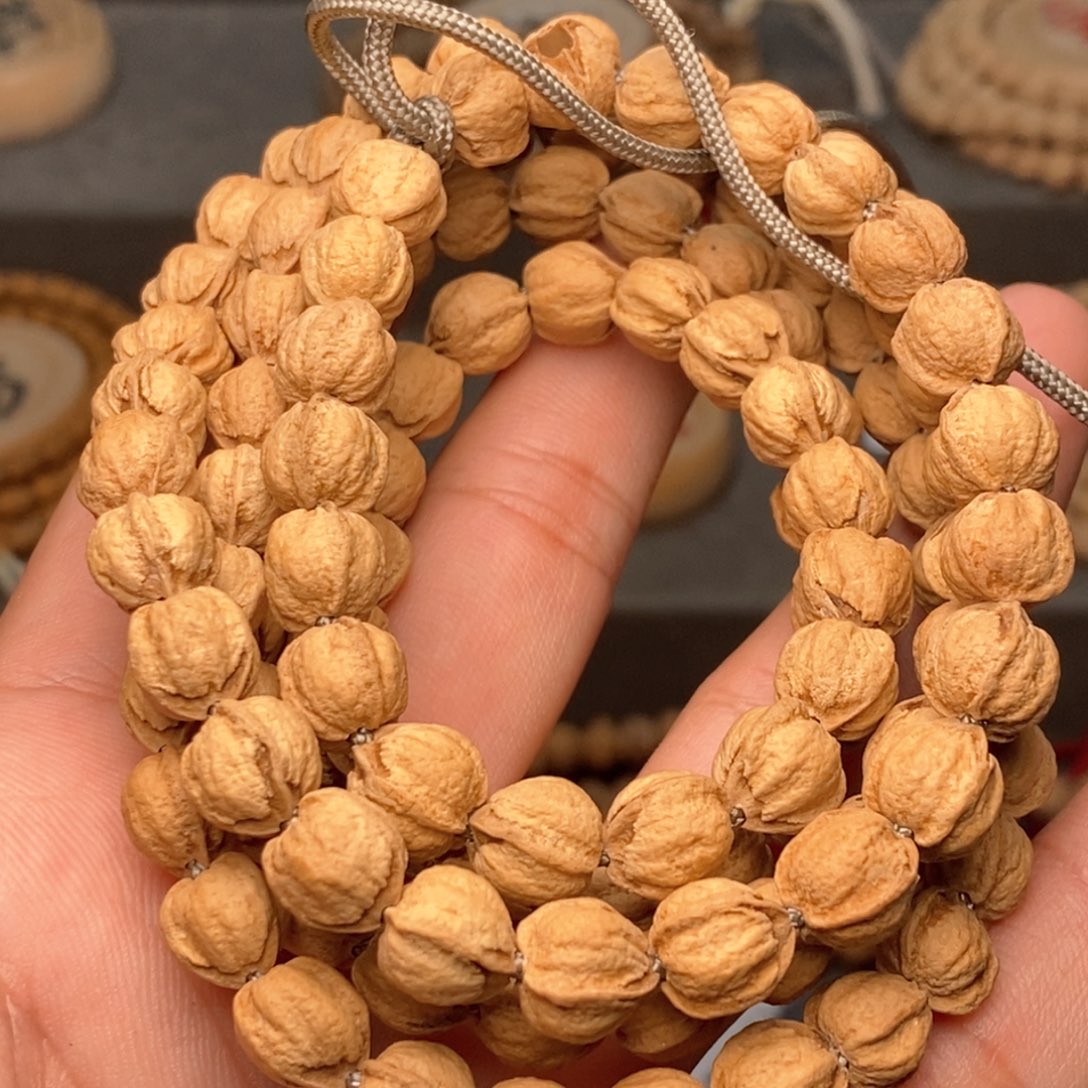 柏香籽/百香籽吊坠猛****嘴