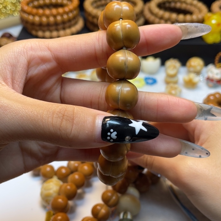 小***牛猴头核桃手串二等屁桃猴头核桃