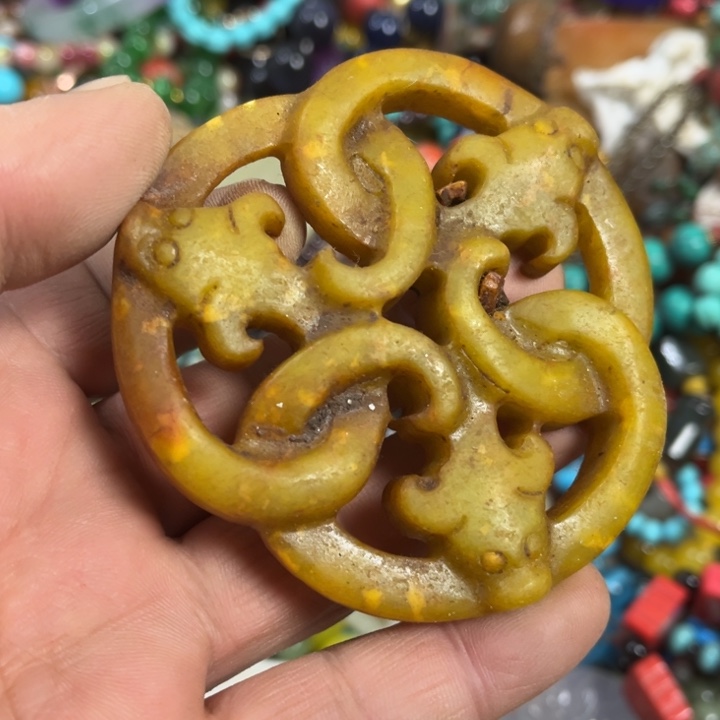 未镶嵌和田玉（糖玉）挂件