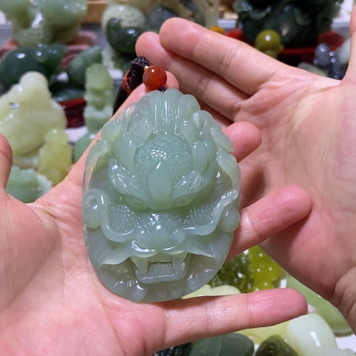 【闪购商品】蛇纹石玉把件未镶嵌