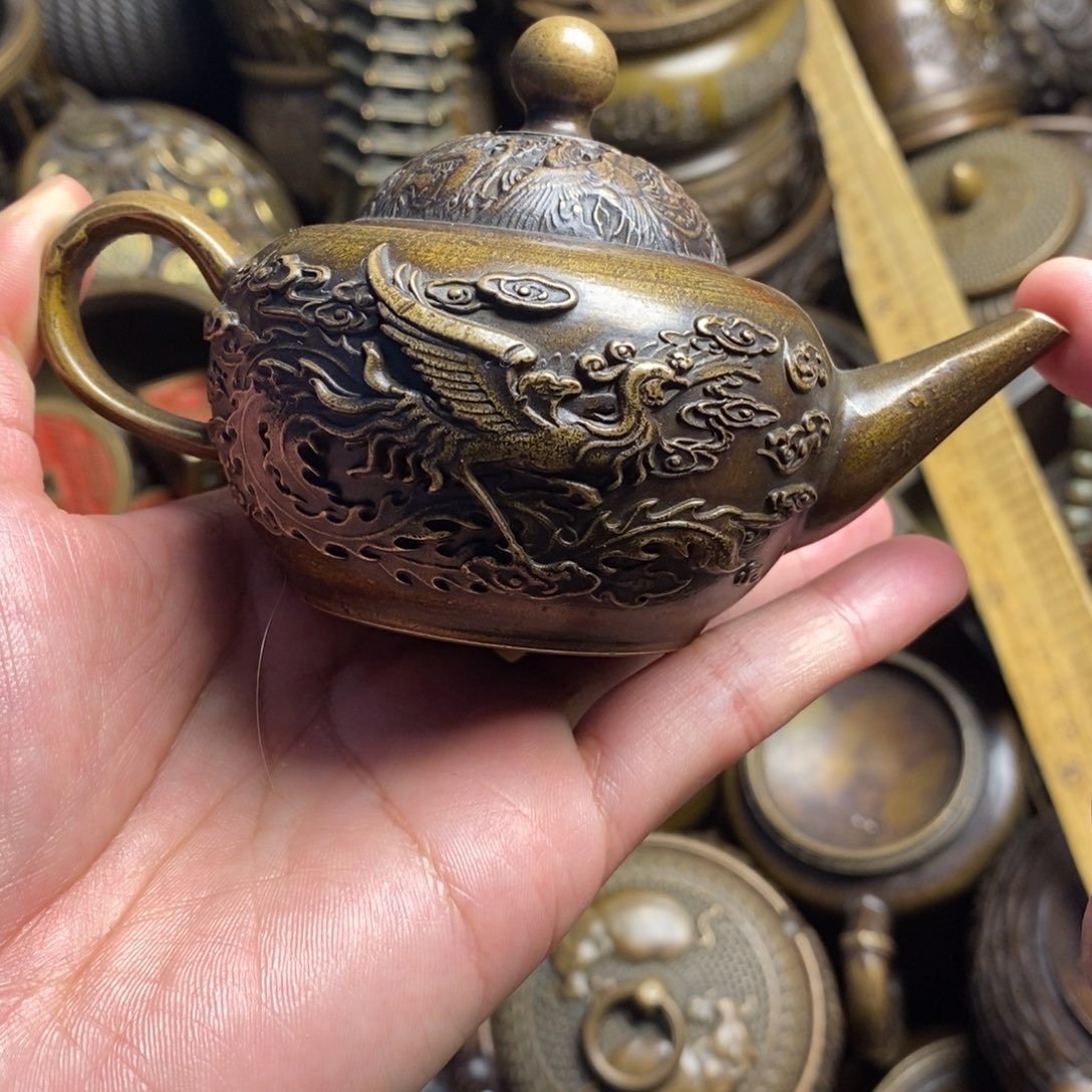 精美铜器做工精良