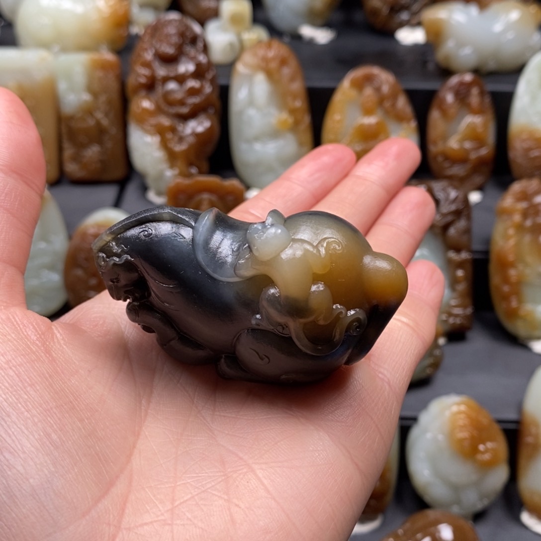 和田玉挂件未镶嵌