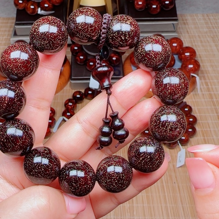 檀香紫檀（小叶紫檀）桃3w