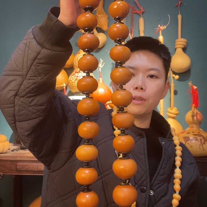 如***5大叶紫檀（黑酸枝木类）