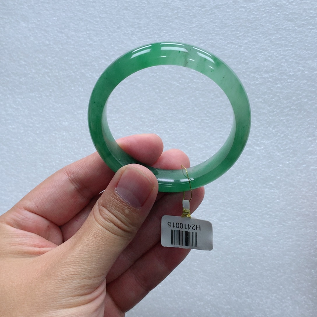 石英质玉未镶嵌手镯青青55-多人