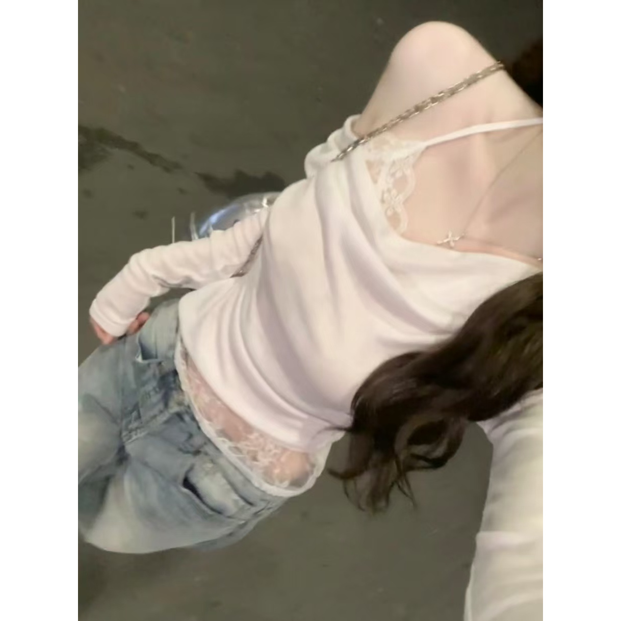 纯欲风辣妹假两件斜肩荡领长袖t恤女秋季内搭修身蕾丝打底衫上衣