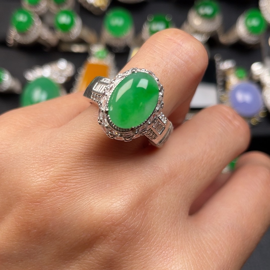 定制翡翠未镶嵌戒指