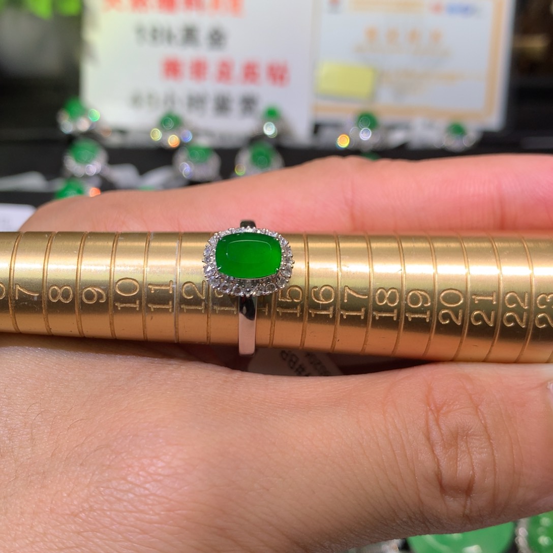 【闪购商品】翡翠戒指18K金镶嵌戒指