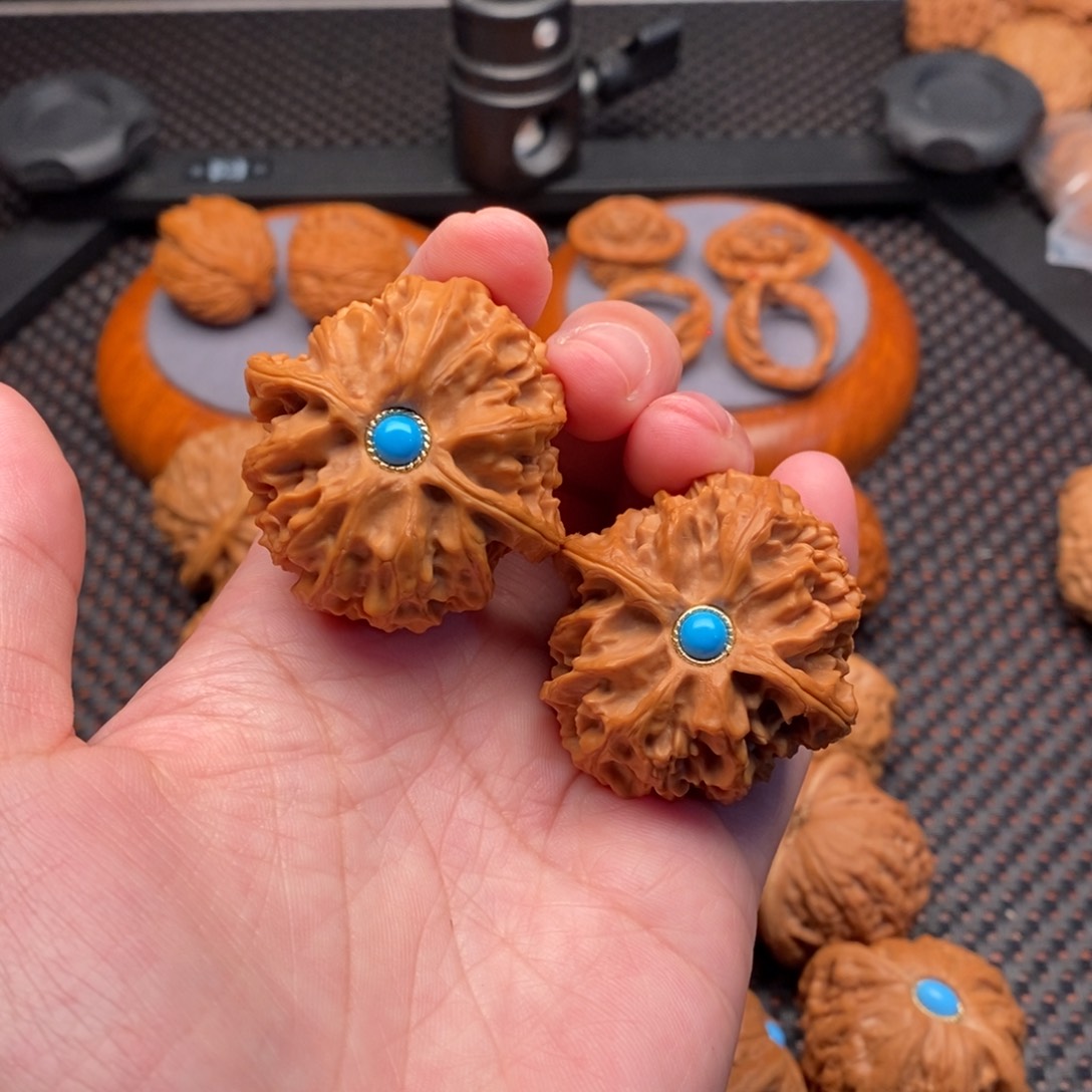 文玩核桃吊坠苹果38.5