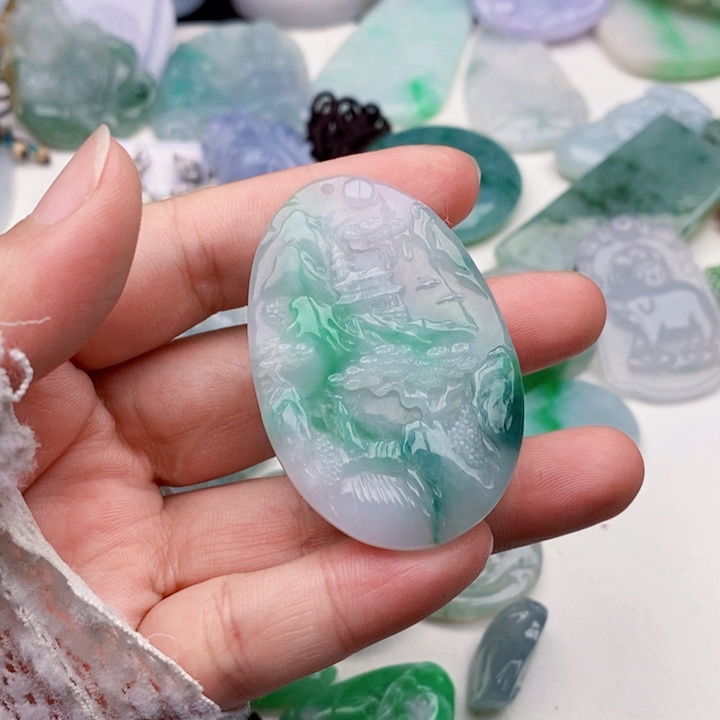 颈饰未镶嵌翡翠r山水