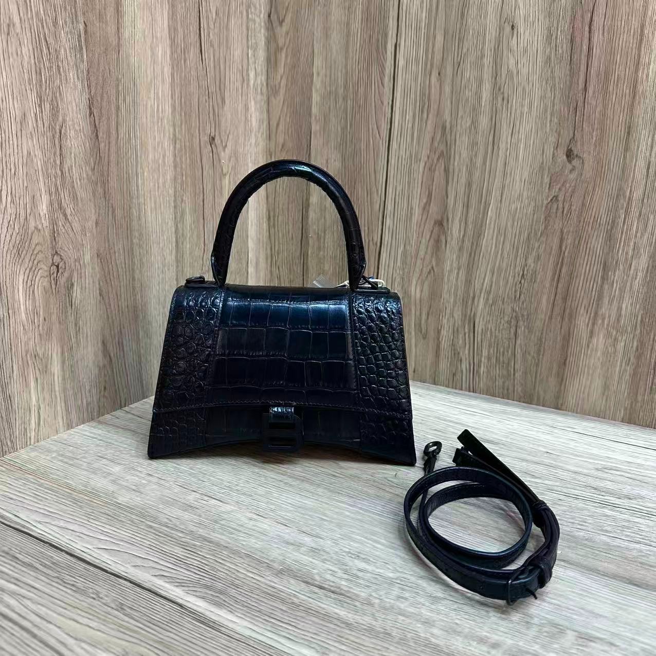 95新 Balenciaga/巴黎世家 乱乱子中古/女士/单肩包/119052