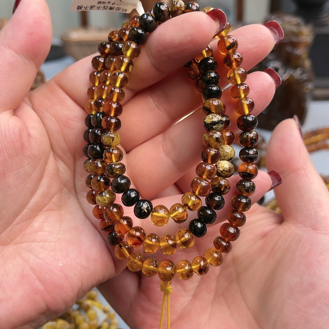 琥珀手链未镶嵌抚顺琥珀项链108卡7