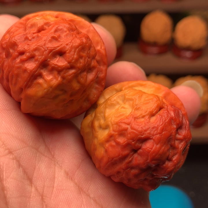 文玩核桃吊坠七彩玉蟾