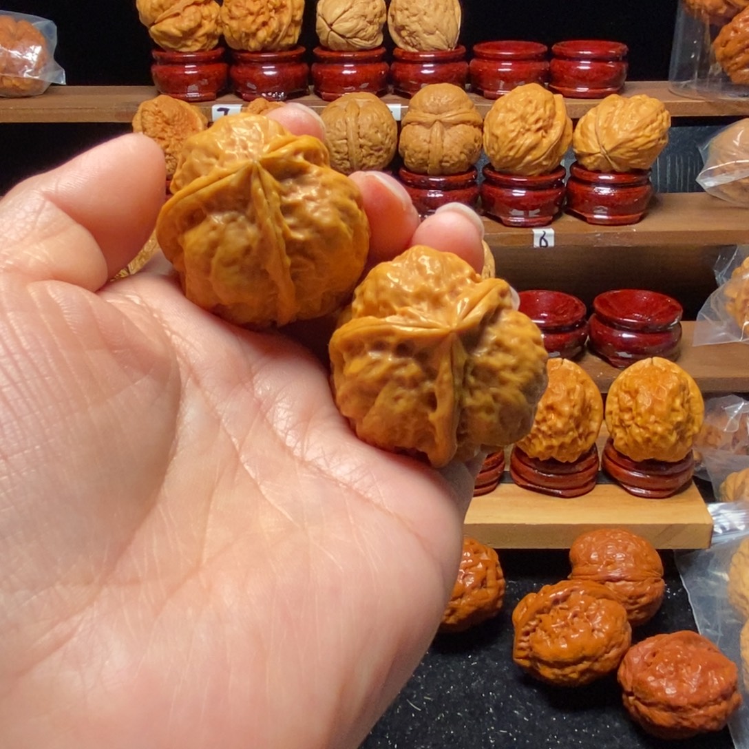 把件文玩核桃三棱40尺