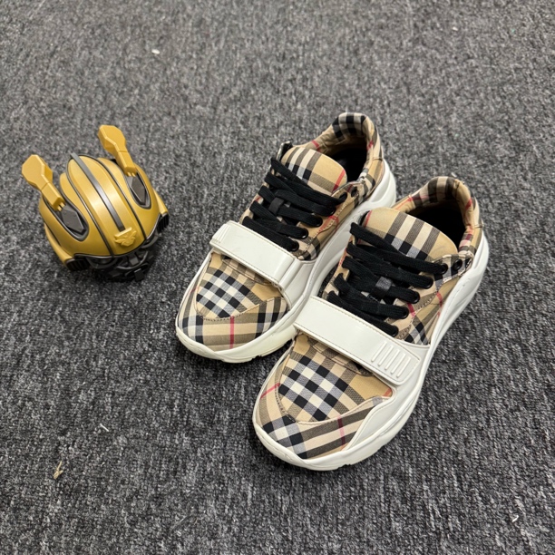 95新 BURBERRY/博柏利 /41码/格纹魔术贴休闲鞋/公价6000
