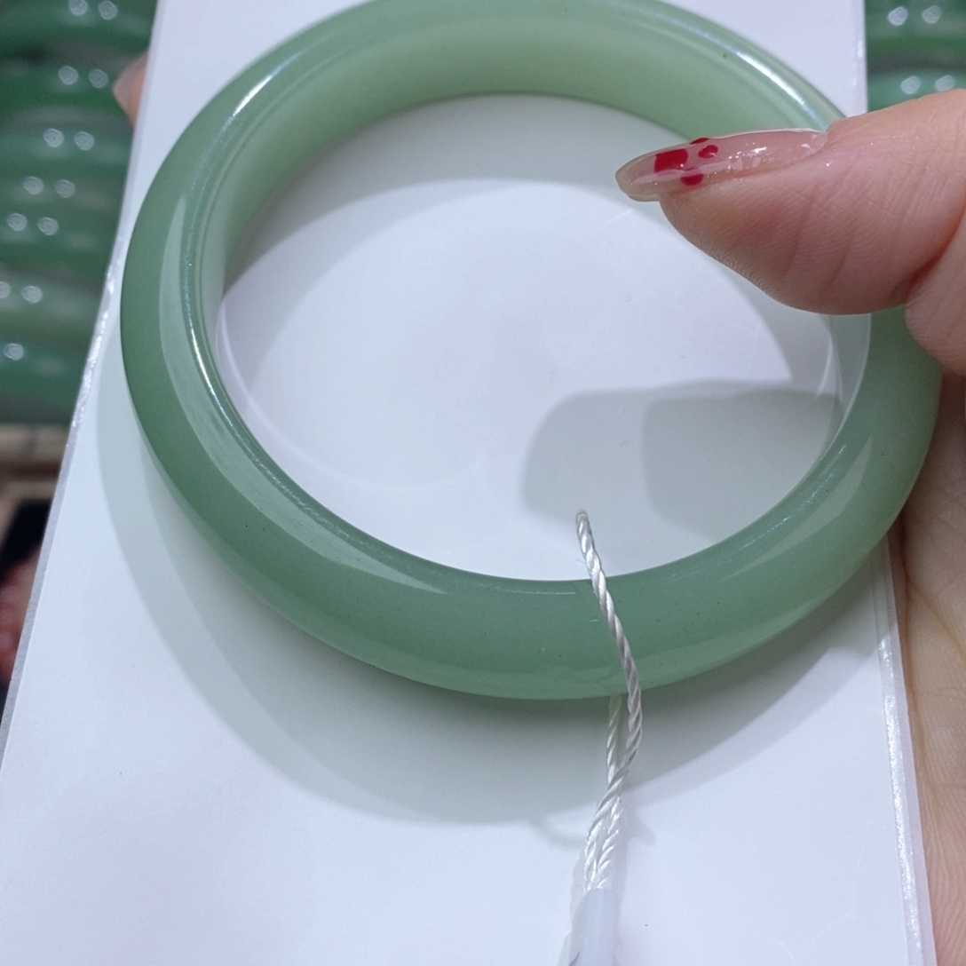 东陵石手镯未镶嵌S****e