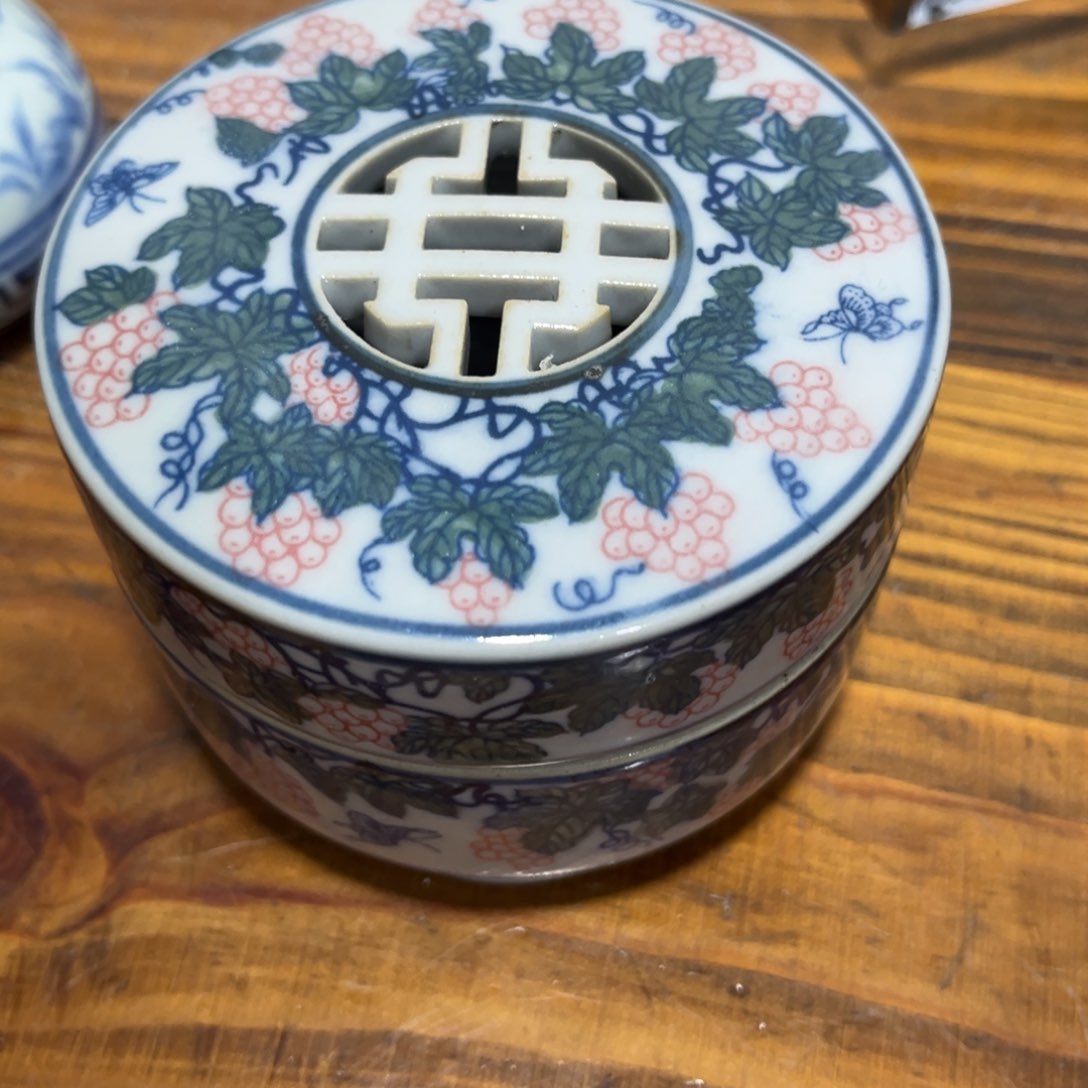 摆件陶服***包景德镇陶瓷艺术品