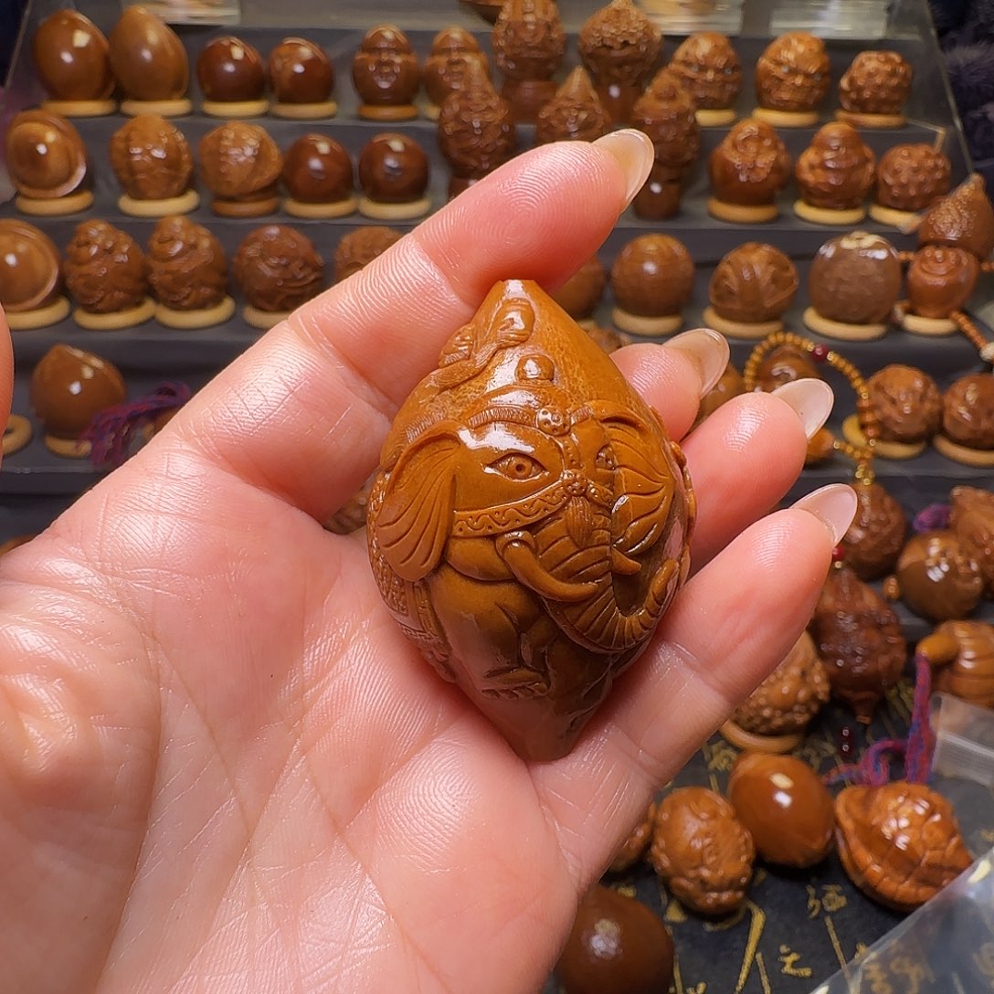 随***影橄榄核手串/手链大象