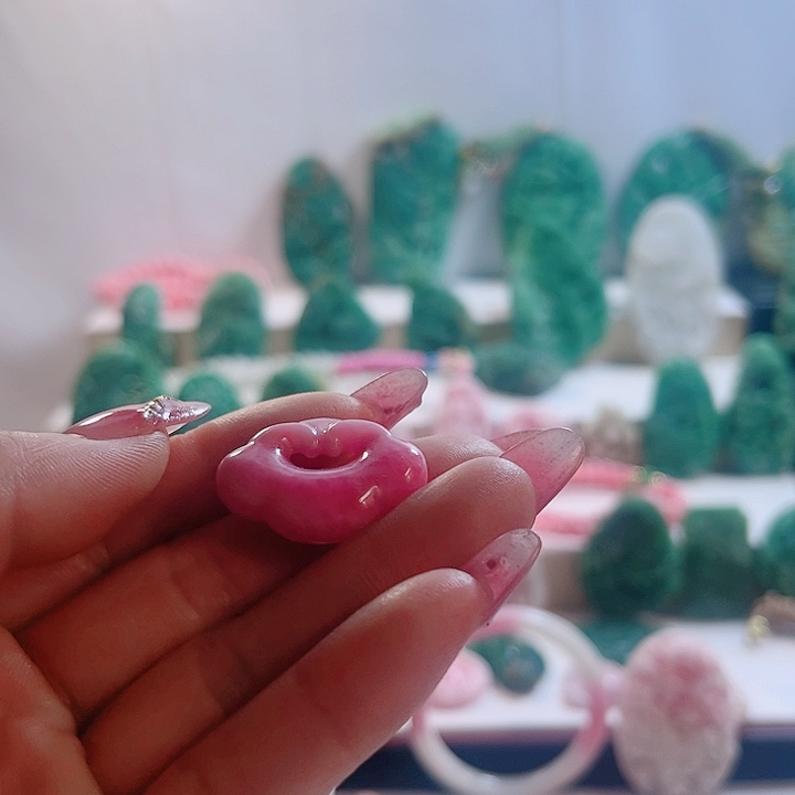 未镶嵌独山玉手链艳*天