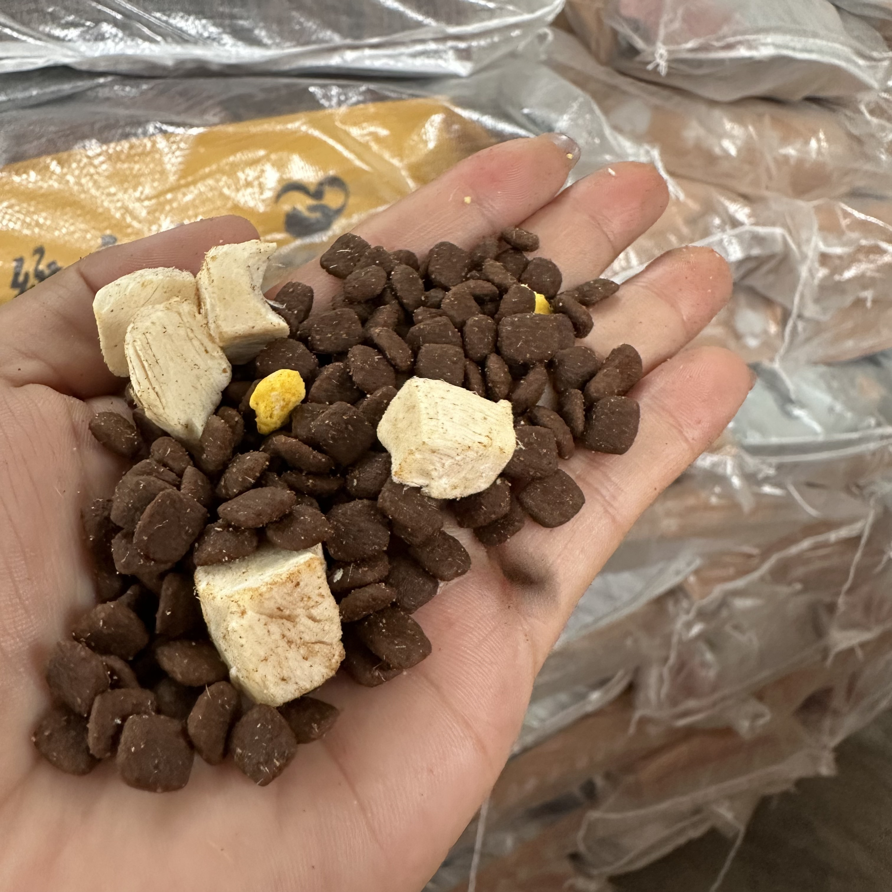 20斤宠物狗挑嘴狗粮