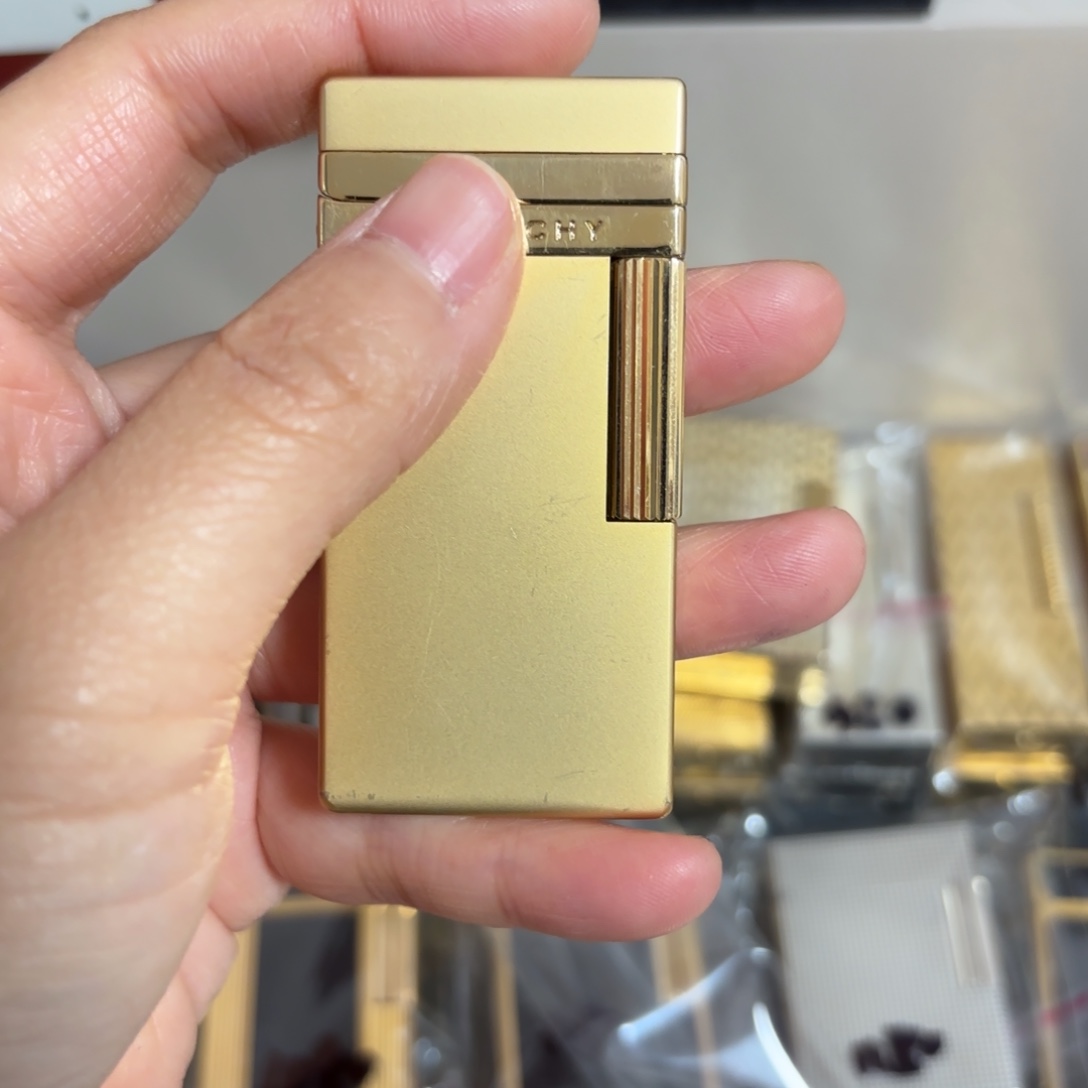 都登卡中古打火机