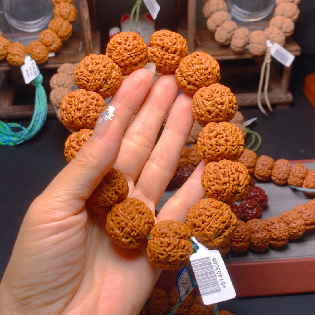 手串金刚菩提金刚菩提蜂王梅花