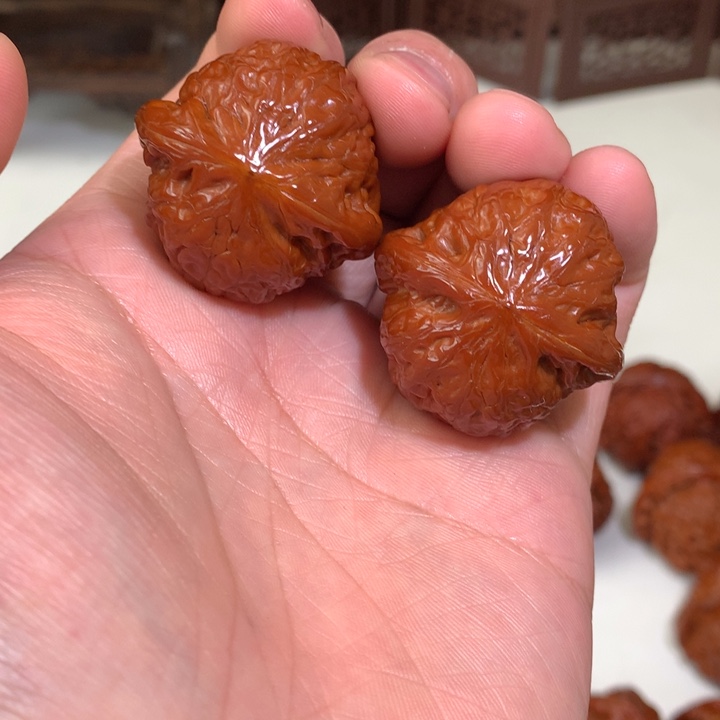 文玩核桃把件铁锤妹妹35.8