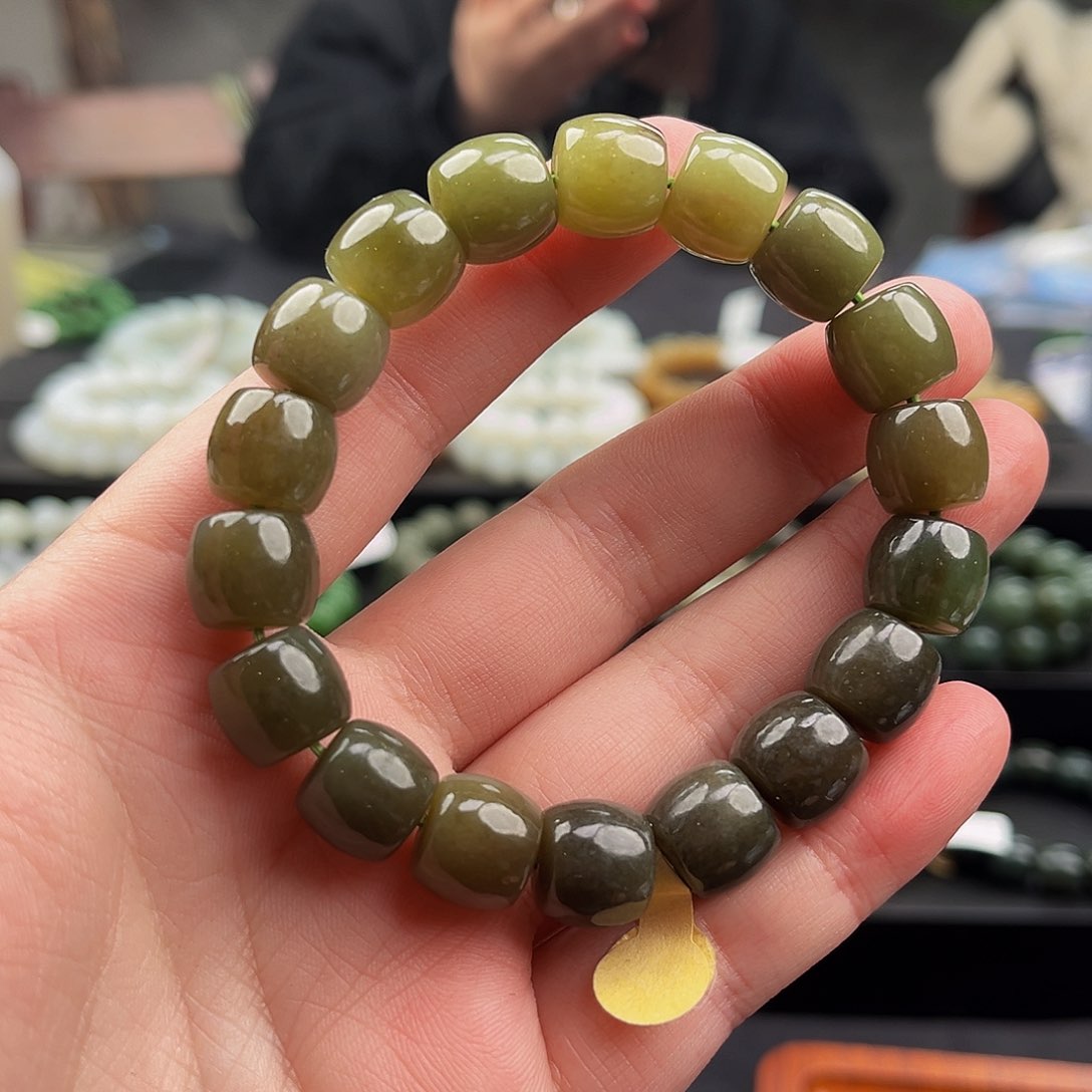 和田玉手串未镶嵌