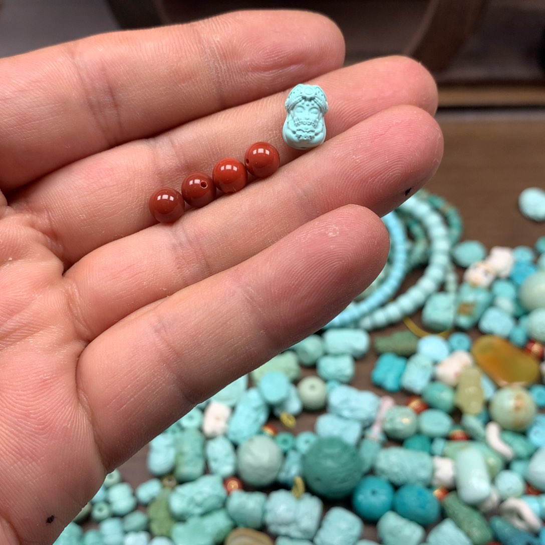 南红玛瑙雕刻未镶嵌