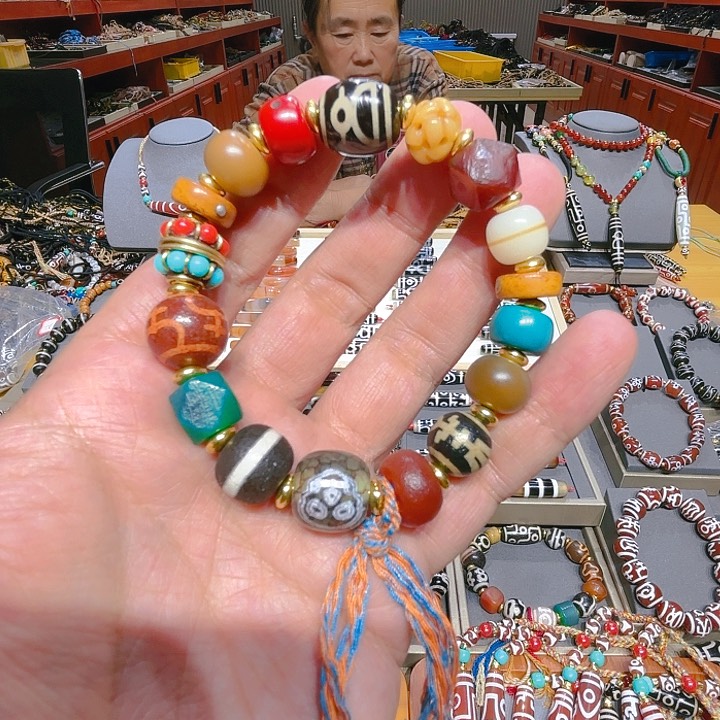 未镶嵌玛瑙/玉髓珠宝奇石