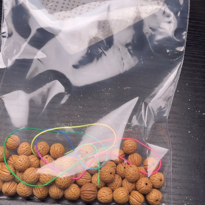 左***丶散籽批发小桃核777