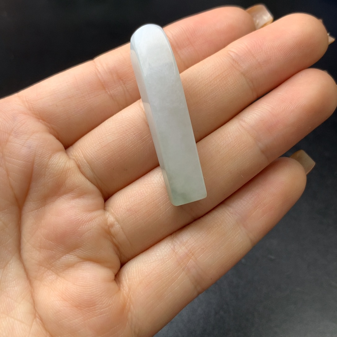 翡翠未镶嵌颈饰翡翠首饰未镶嵌颈链