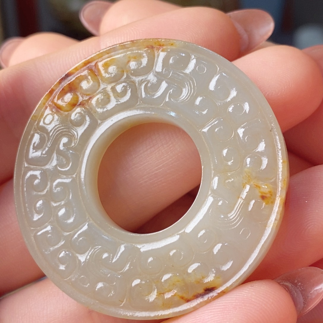 和田玉颈饰未镶嵌筏**团