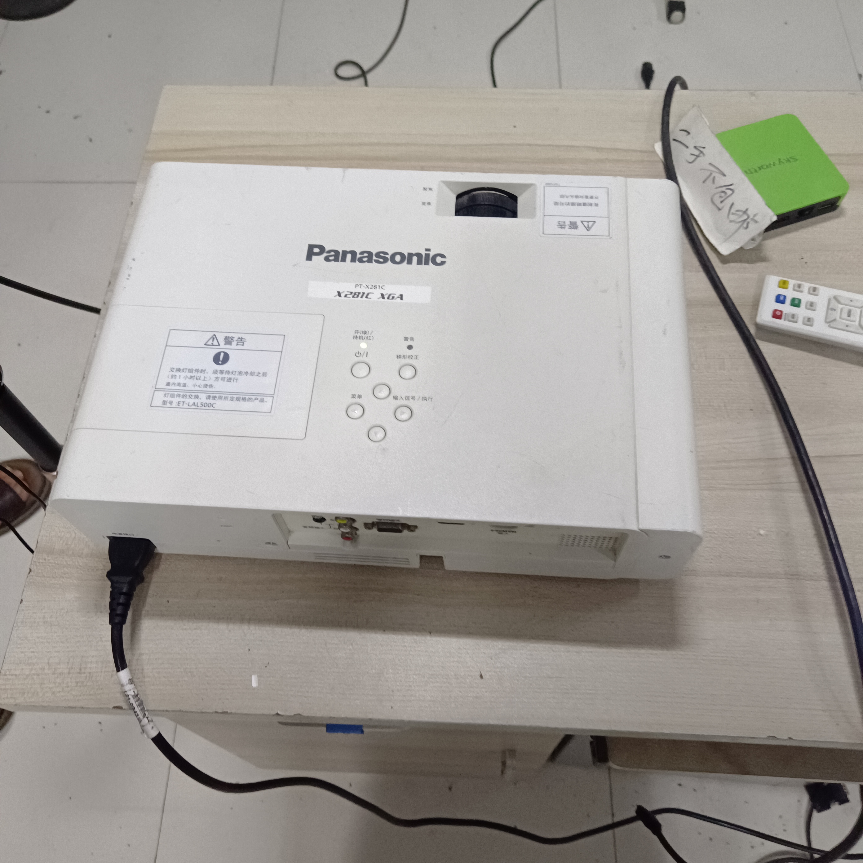 8新 Panasonic/松下 二手松下投影仪运费自理