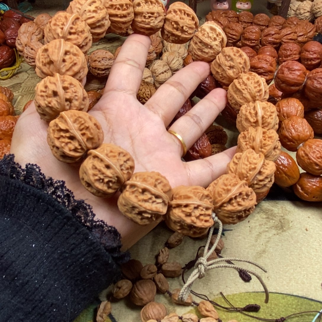 ****哈吊坠文玩核桃白茬龙脊八棱手持文玩