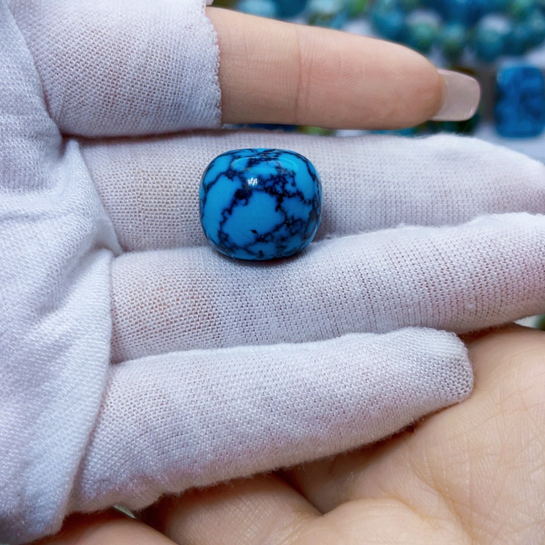 绿松石未镶嵌饰品