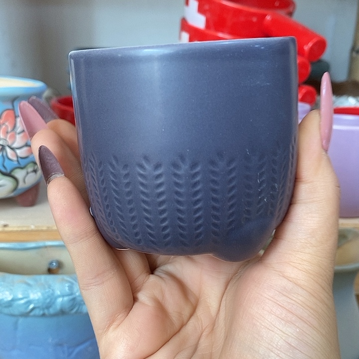 陶瓷花盆有孔 瑕疵介意勿拍 