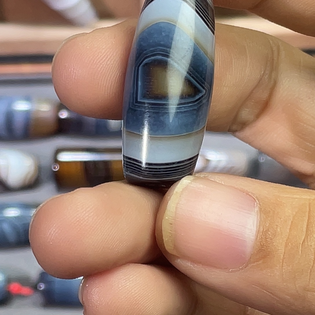 抖***抖玛瑙/玉髓合金颈饰