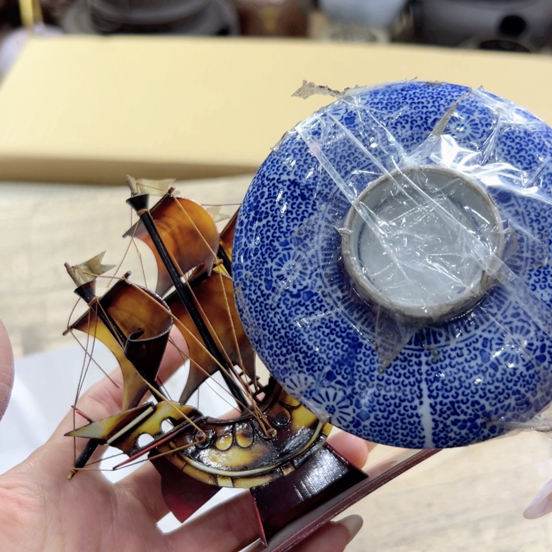 瓷片陶瓷和金属表面涂了