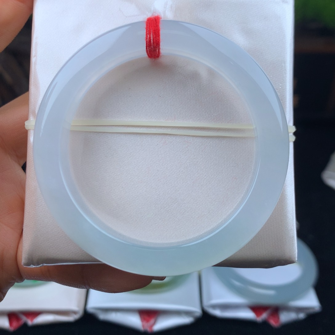 翡翠手镯未镶嵌C****.手镯分单