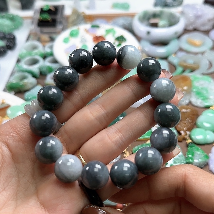 翡翠颈饰未镶嵌乌鸡男士手串