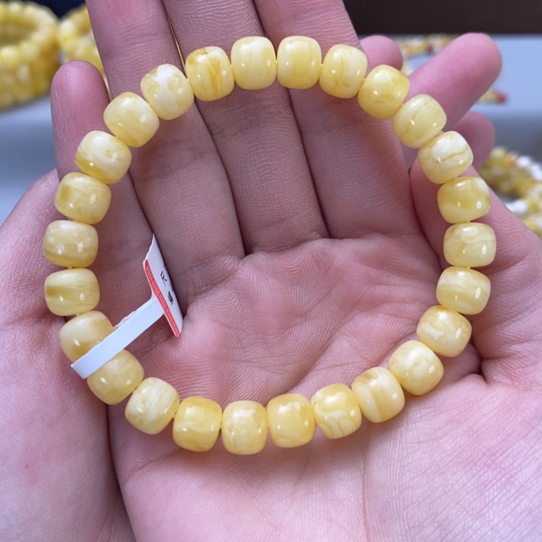 琥珀未镶嵌裸石天然蜜蜡8.5手串
