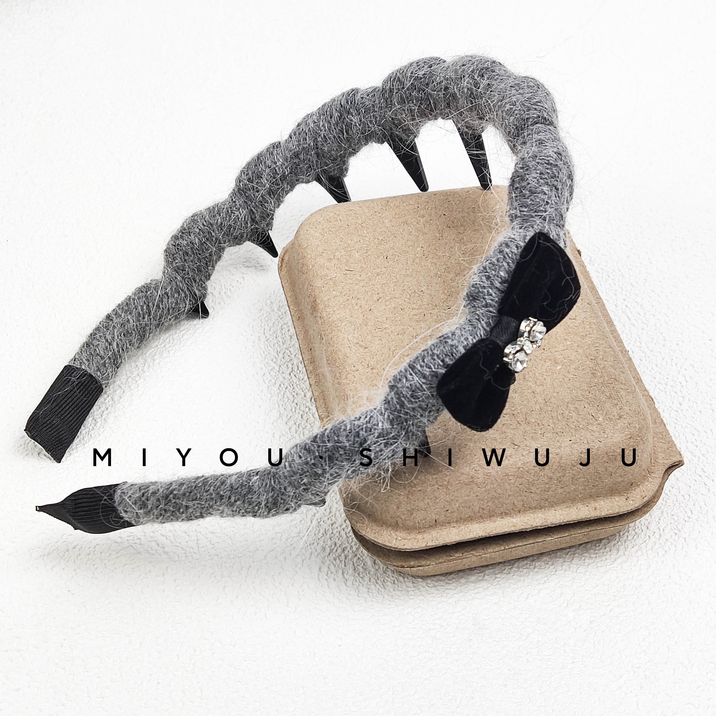 MIYOU灰色毛线缠绕黑色蝴蝶结发箍百搭可爱简约