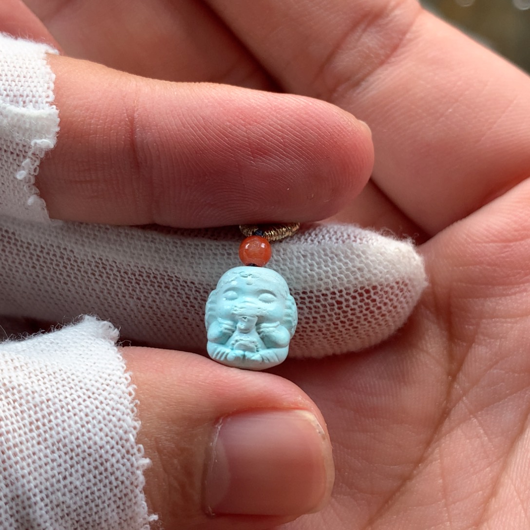 绿松石未镶嵌挂件