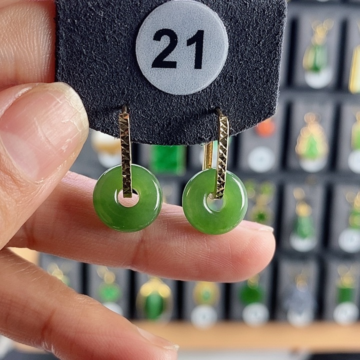 和田玉耳饰18K金镶嵌