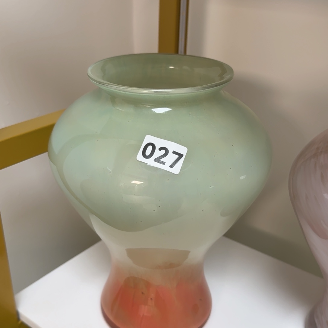 琉璃福利二级花瓶